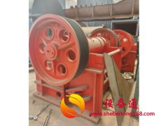 精品300x1300型鄂式破碎机，全新机，裸机，价格不高13673377226