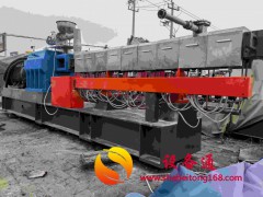 南京诺达65B双螺杆挤